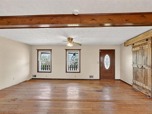 2nd image of 2324 Wilson Rd NW