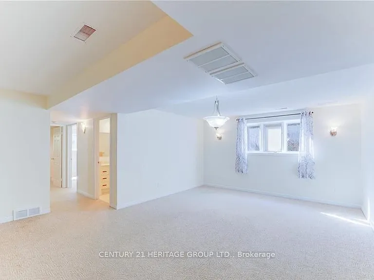 184 Hull Rd — Photo 18