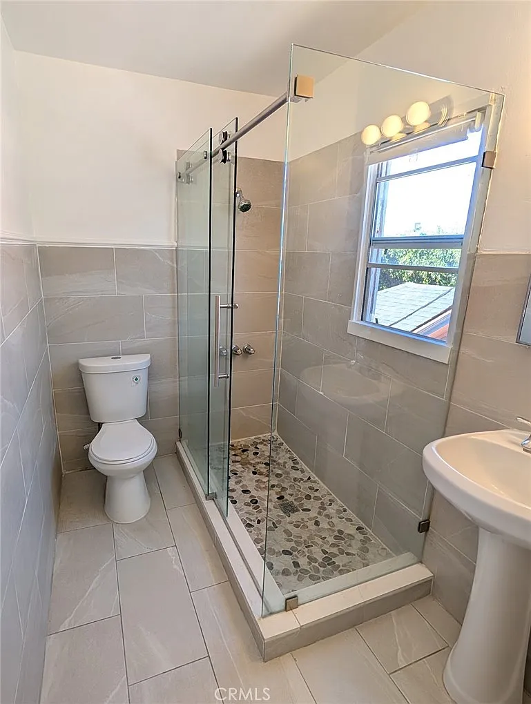 1 bed, 614 sqft, $2,000 — Photo 3