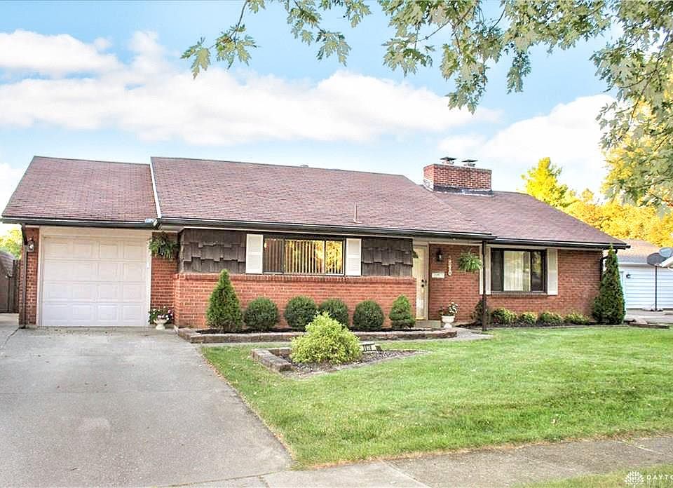 1st image of 3870 Robertann Dr