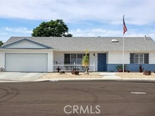 411 Brentwood Cir, Hemet, CA 92543