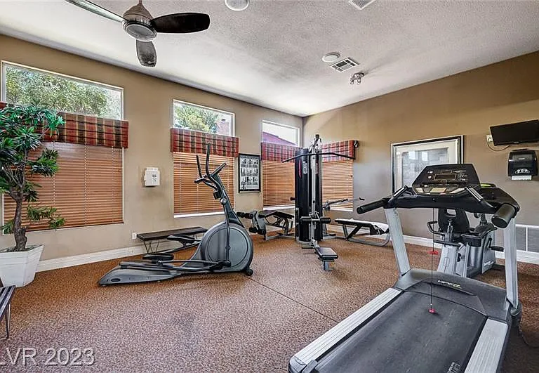 2750 S Durango Dr — Photo 24