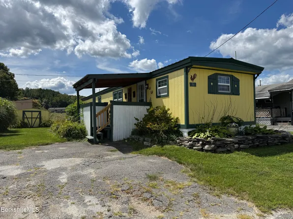 16 2nd Ave, Cheshire, MA 01225