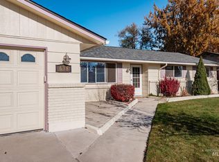 638 W Lawndale Dr, Meridian, ID 83646