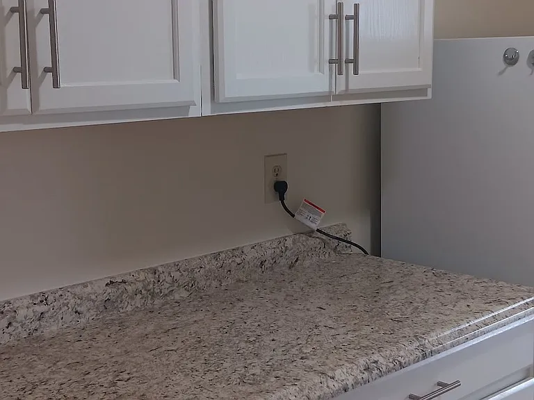 9 Hamlin Ct #9 — Photo 5