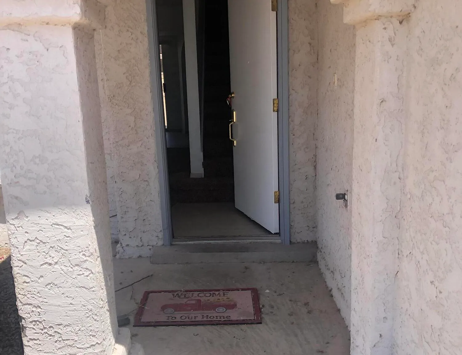 4 bed, 2.5 bath, 1280 sqft, $1,650 — Photo 2