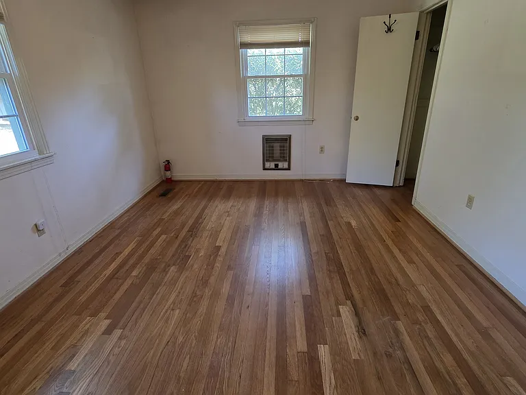 5004 Holmes Ave NW — Photo 19