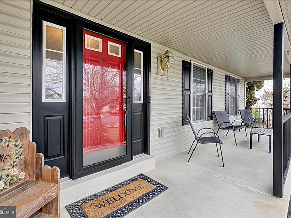 4th image of 125 Shire Ln