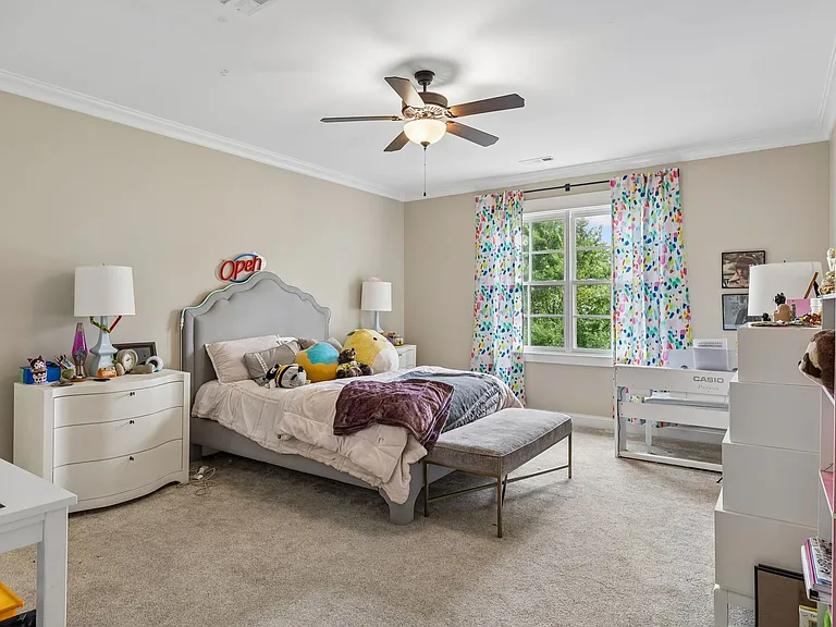 8231 Glover Dr — Photo 94