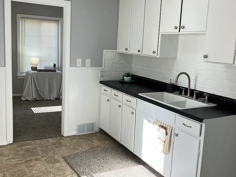 3510 Hogarth Ave — Photo 6