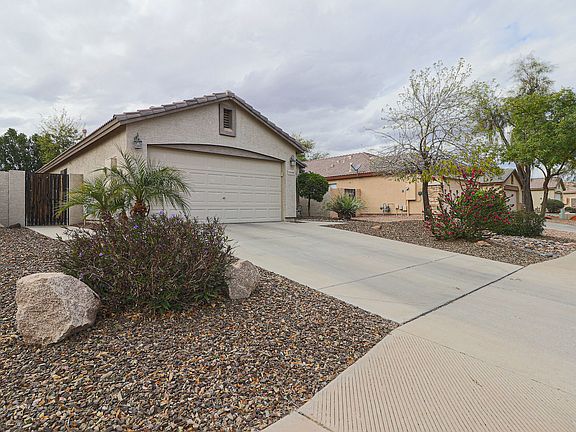 2nd image of 13916 N 133rd Ln