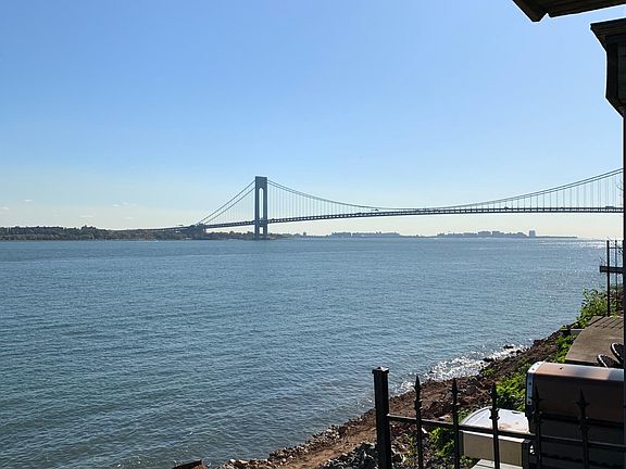 2nd image of 47 Waterview Ct Floor 2