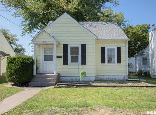 1835 32nd St, Moline, IL 61265