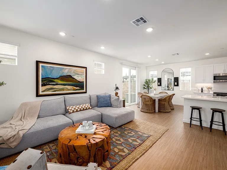 Glen at Fontana Homes — Photo 29