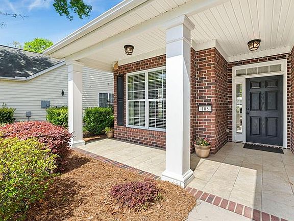 2nd image of 105 Brutus Ln