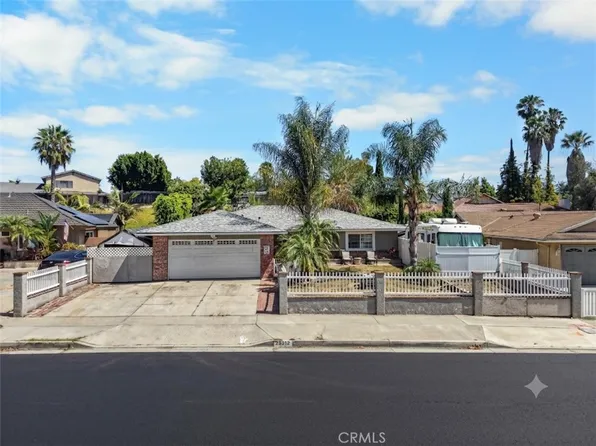 25312 Costeau St, Laguna Hills, CA 92653
