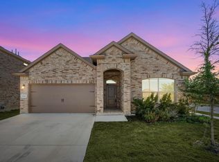 2045 Sun Star Dr, Haslet, TX 76052