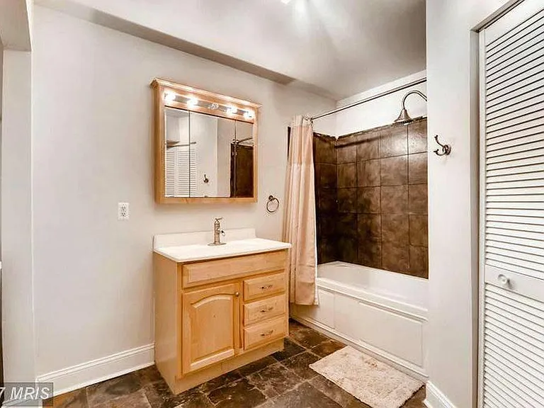 18 W Fort Ave — Photo 22