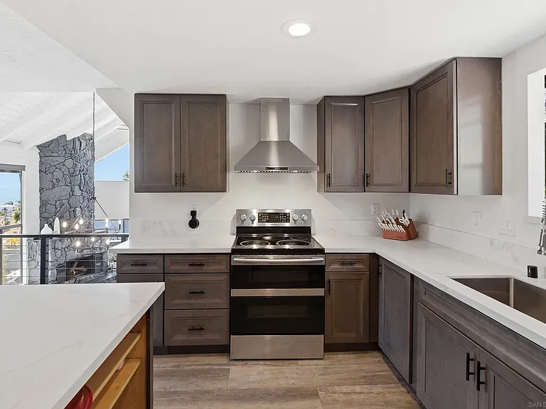 1539 San Miguel Ave — Photo 19