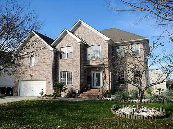 1048 Sandoval Dr, Virginia Beach, VA 23454