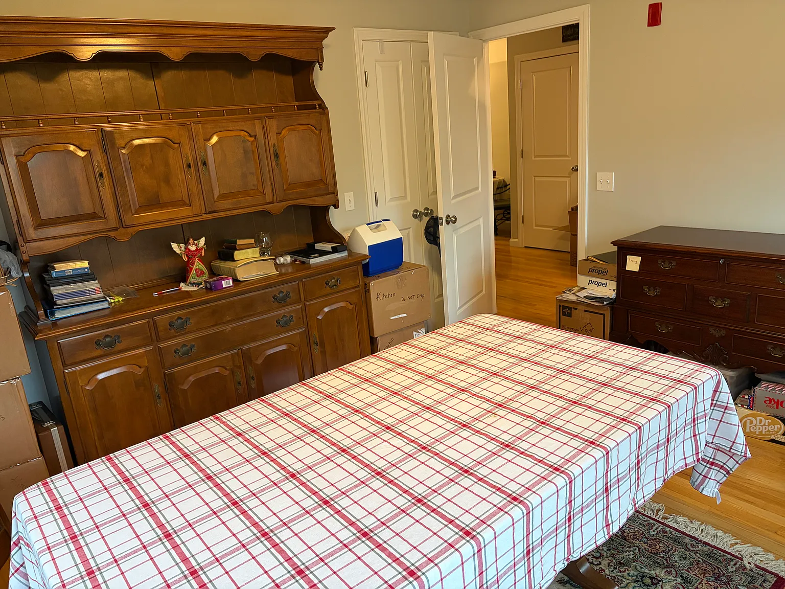 2 bed, 1200 sqft, $2,250 — Photo 3