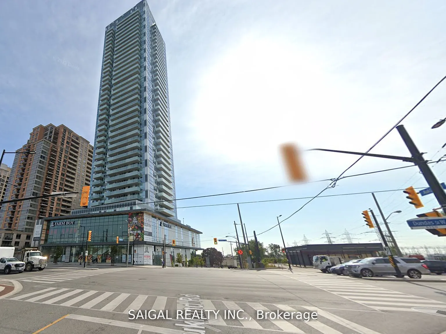3 bed, $3,425 — Photo 1