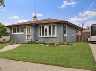 2110 16th AVENUE, Kenosha, WI 53140