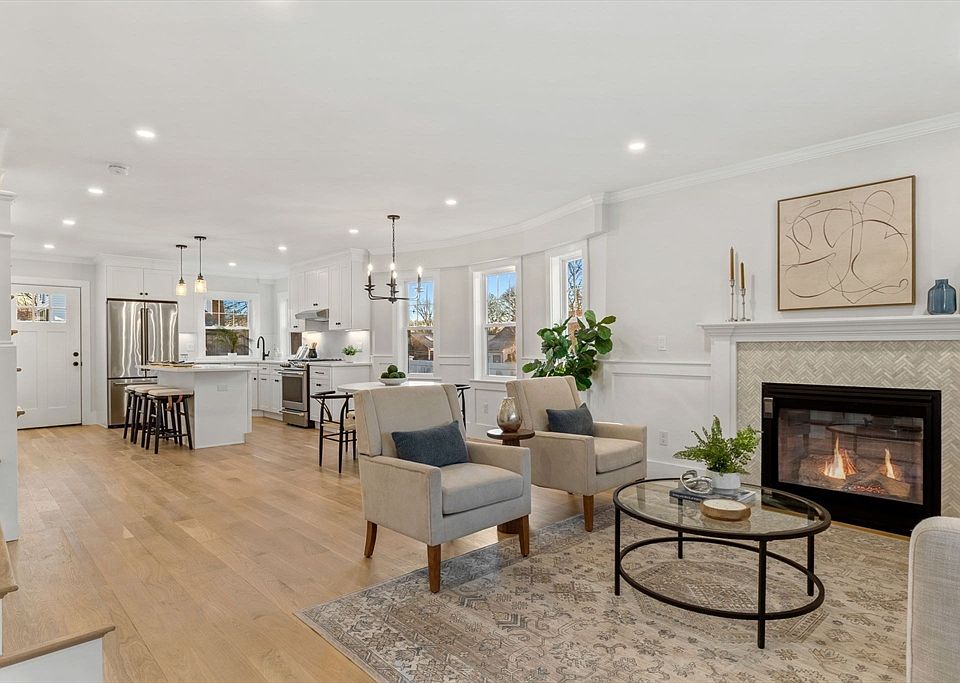 1st image of 216 Washington St #216