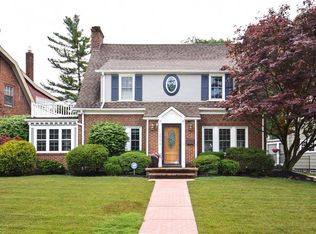 20575 Erie Rd, Rocky River, OH 44116