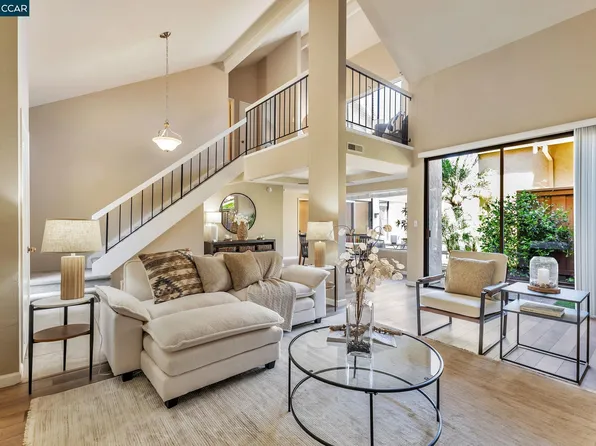 102 Northcreek Cir, Walnut Creek, CA 94598