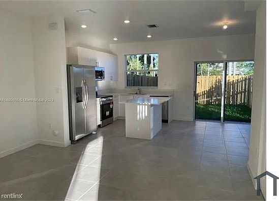 1st image of 29195 SW 162nd Ct