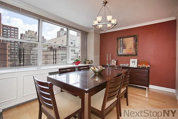 Sold by NextStopNY | media 12