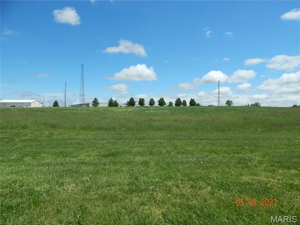 LOT Five Plaza Pkwy, Waterloo, IL 62298