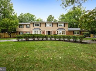 729 N Stanwick Rd, Moorestown, NJ 08057