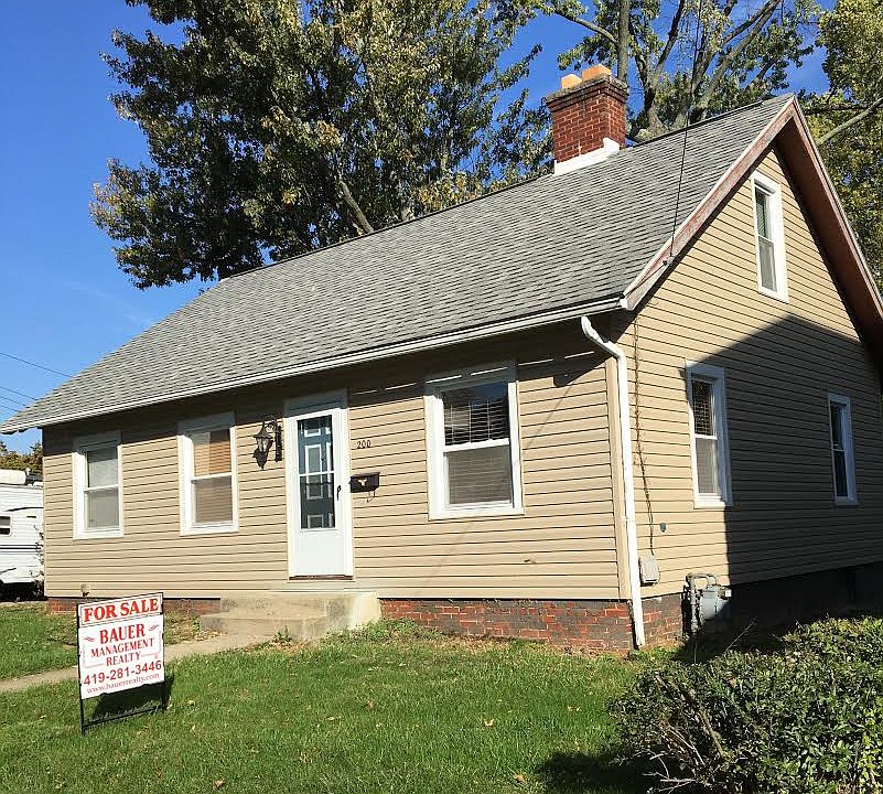 1st image of 200 Diamond St