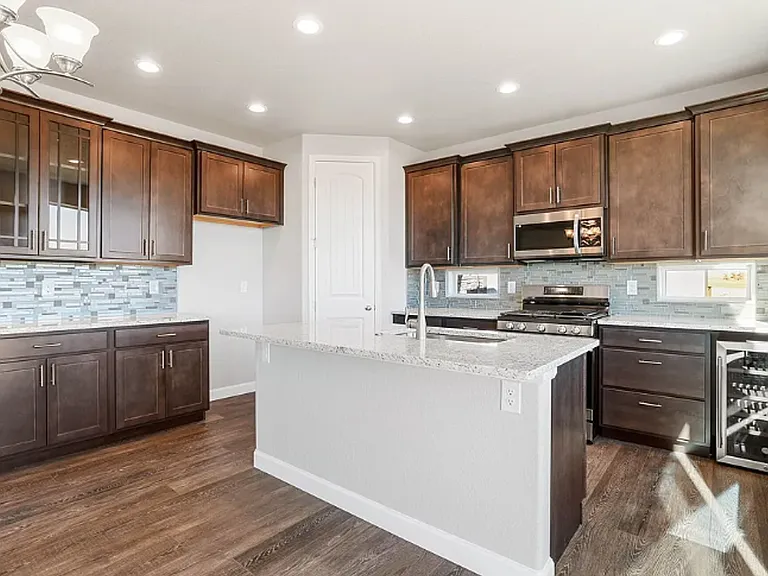 7201 Alpine Daisy Dr — Photo 6