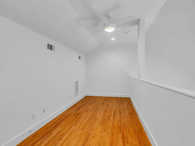 4509 Eigel St #B — Photo 30