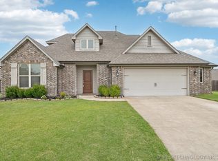 10404 S 228th East Ave, Broken Arrow, OK 74014