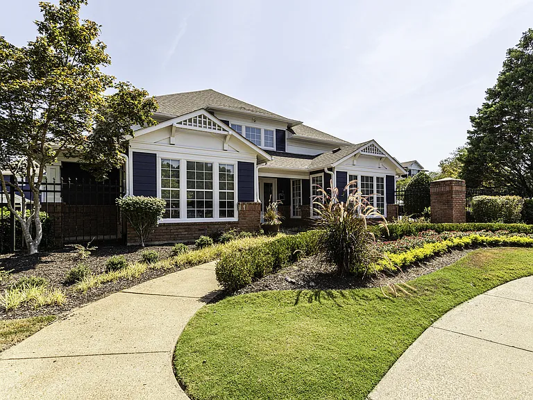 Park Place at Shelby Farms — Photo 45