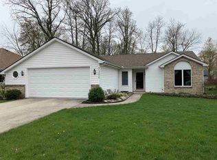 7306 Country Hill Dr, Fort Wayne, IN 46835