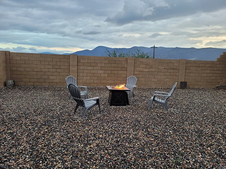 785 W Azure Dr — Photo 14