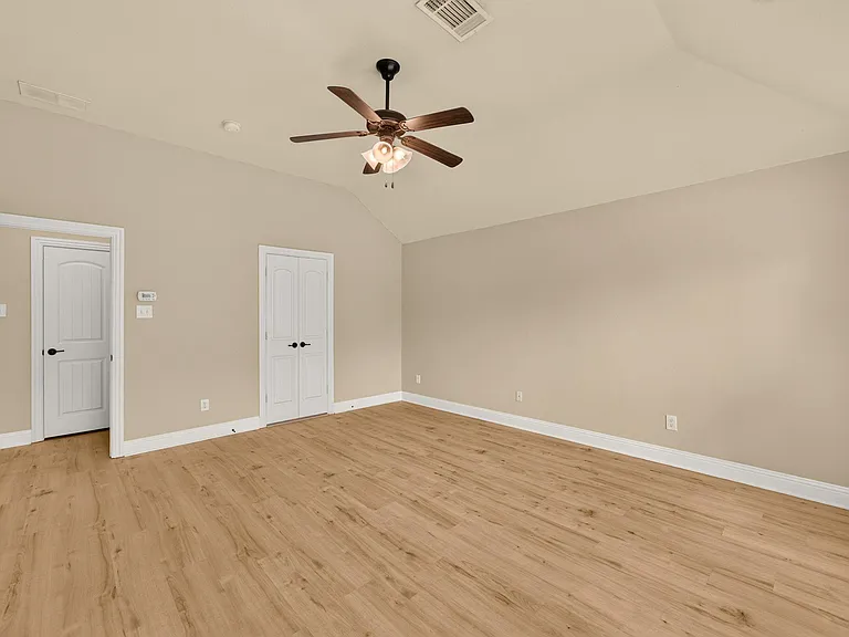 9670 Lance Dr — Photo 16