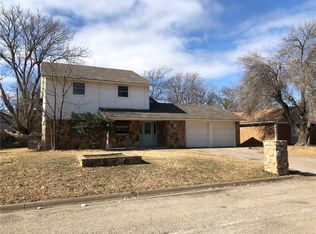 312 Steeple Ridge Rd, Everman, TX 76140