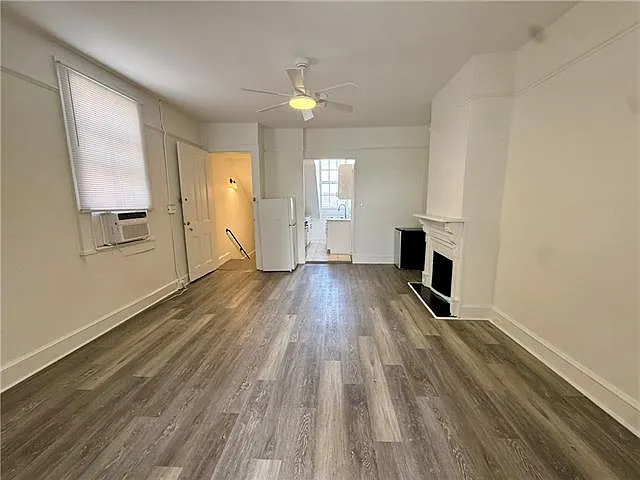 1123 Burgundy St #B — Photo 8