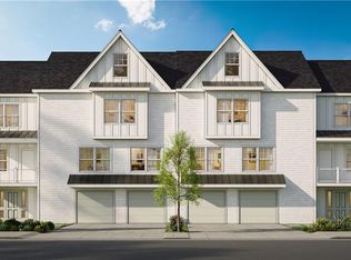 1003 S Pine Creek Rd, Fairfield, CT 06824