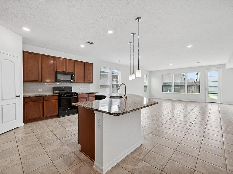 25611 Reign Wayman Ct — Photo 8
