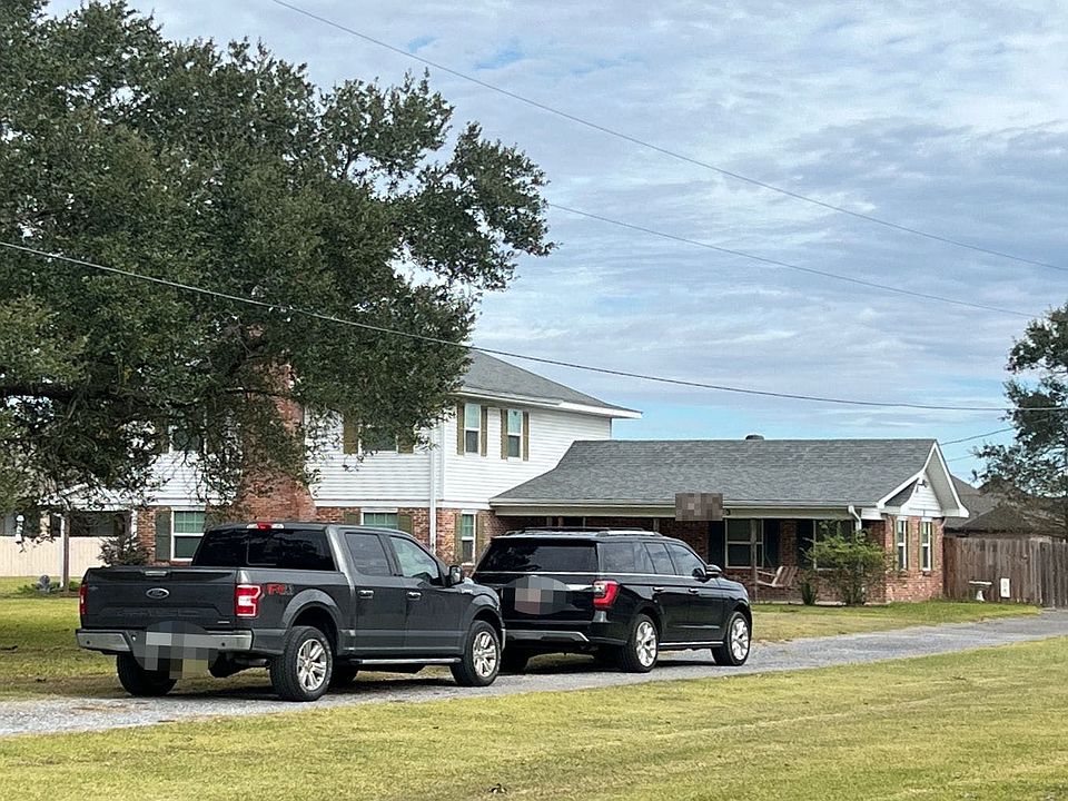 1st image of 2313 Blue Haven Dr