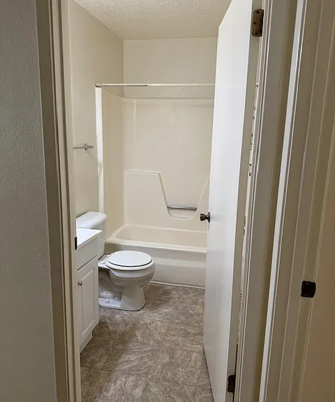 8608 Ironside Ave NE — Photo 21