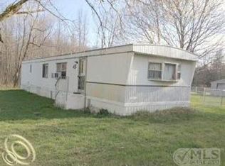 9032 Mae St, Port Austin, MI 48467