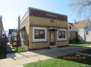 2710 N Marmora Ave #1, Chicago, IL 60639